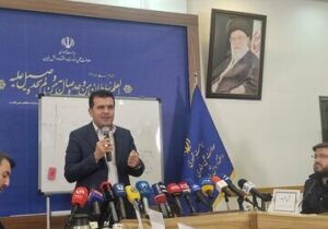 طراحی دستیار هوشمند برای پزشکیان