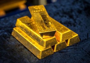 صعود قیمت طلای جهانی در میانه مبارزه ترامپ با دادگاه تجاری آمریکا