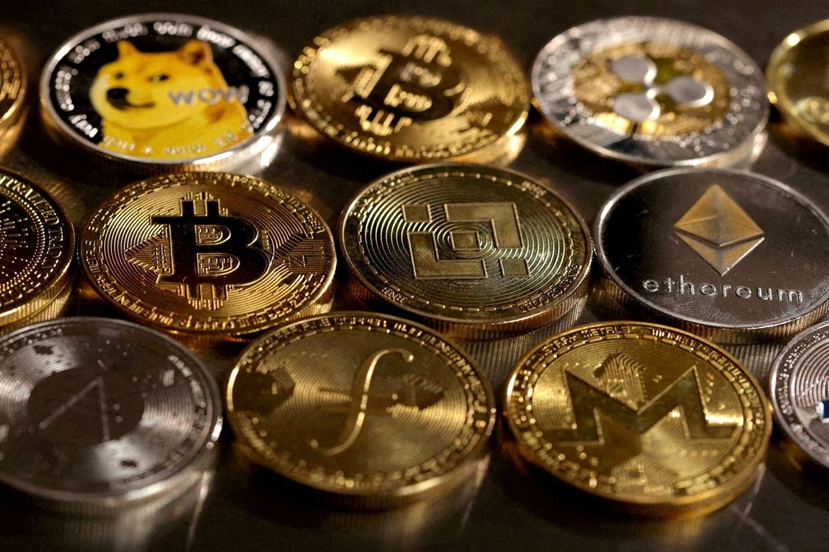 ریزش قیمت ارزهای دیجیتال به‌دنبال حملات اسرائیل/ بیت‌کوین و اتریم سقوط کردند