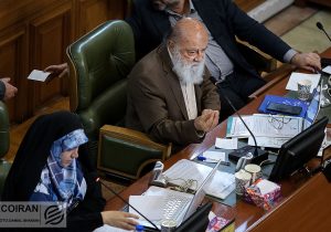 ۹۰ درصد آب کشور برای کشاورزی می‌رود/ موافق چاه‌ زدن در پایتخت نیستیم
