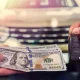 ارتباط مستقیم بین قیمت دلار و خودرو قطع شد | وضعیت جدید بازار با پرواز ارز