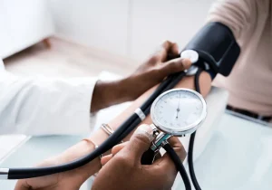 فشار خون بالا؛ علت، درمان و پیشگیری طبیعی