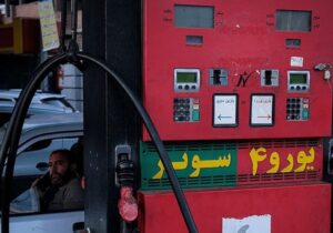 مصوبه جنجالی دولت برای قیمت بنزین / تصمیم نهایی اعلام شد