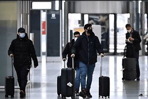 معاون وزیر علوم: مهاجرت بیش از هزار نفر از اساتید در ۵ سال اخیر/ وضعیت ایران در منطقه به لحاظ شاخص نیروی انسانی نامناسب است