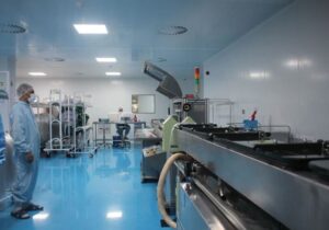 نرخ بهره و صنعت نیمه‌جان