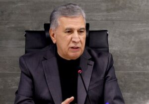 کاهش ۴۰ درصدی مصرف بنزین در روز اول اجرای طرح سه نرخی بنزین/ وضعیت ذخایر کالا‌های اساسی کشور مناسب است