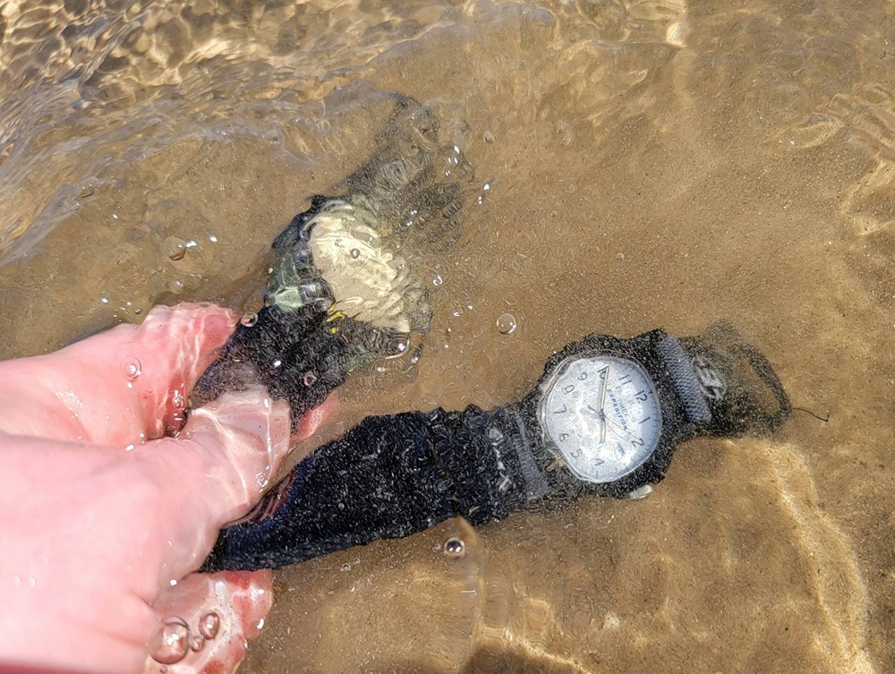 نبرد ساعتهای اقتصادی؛ مقایسه مقاومت ساعت کاسیو و تایمکس در شرایط سخت تست مقاومت و دوام ساعتهای Forester و Timex در برابر نفوذ آب