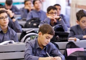 «آموزش مجازی»، ناتوان در مهار افت تحصیلی/ «مشارکت دانش‌آموزان هنرستانی در کلاس‌های غیرحضوری به زیر ۲۰ درصد رسیده است»