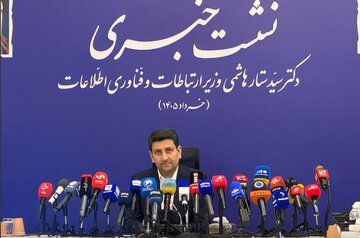 «وایتلیست» شدن اینترنت شدنی است؟ / وزیر ارتباطات: این نگاه ریشه نوآوری را در کشور خشک میکند