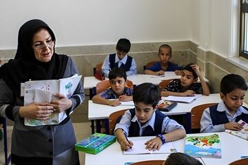 تغییر کتاب‌های درسی از کلاس اول کلید خورد؛ برنامه ۷ ساله آموزش و پرورش